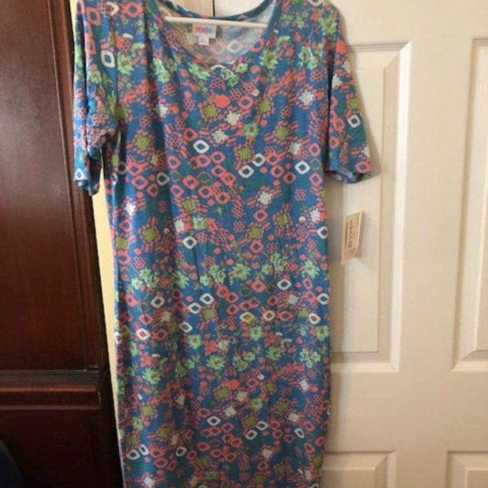 LuLaRoe  Julia L